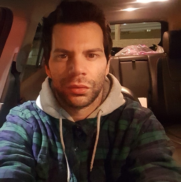 Meet your Posher, Norm - Picture 1 of 1